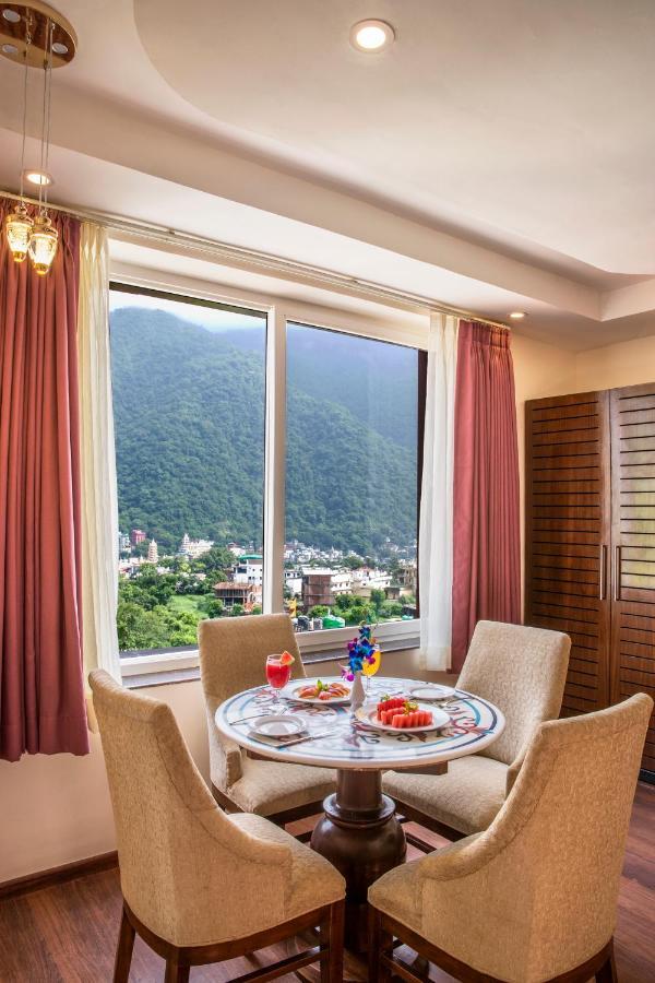 Regenta Inn On The Ganges Ришикеш Экстерьер фото