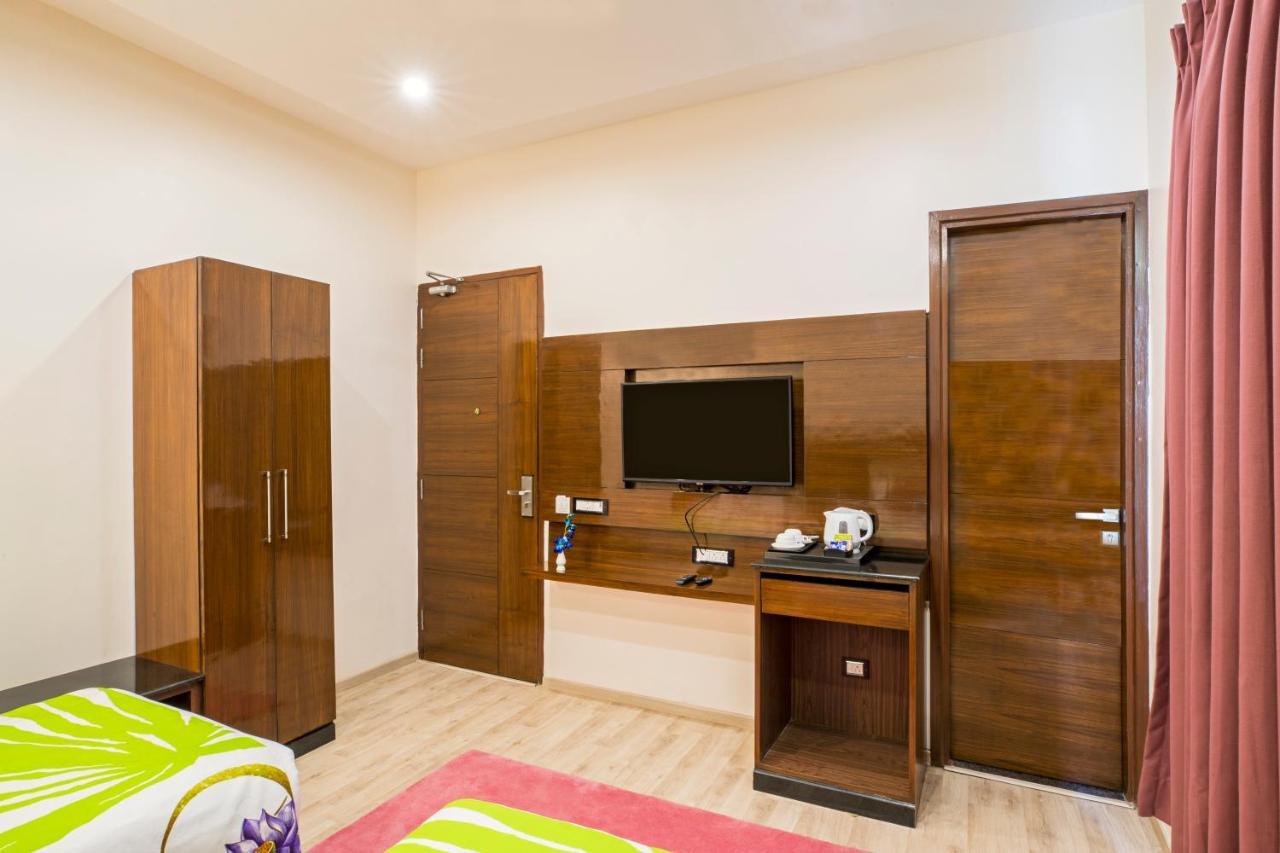 Regenta Inn On The Ganges Ришикеш Экстерьер фото