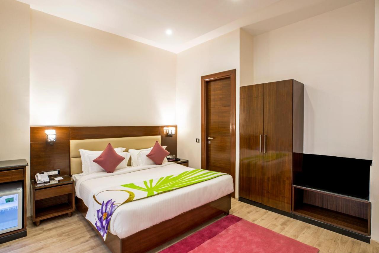 Regenta Inn On The Ganges Ришикеш Экстерьер фото